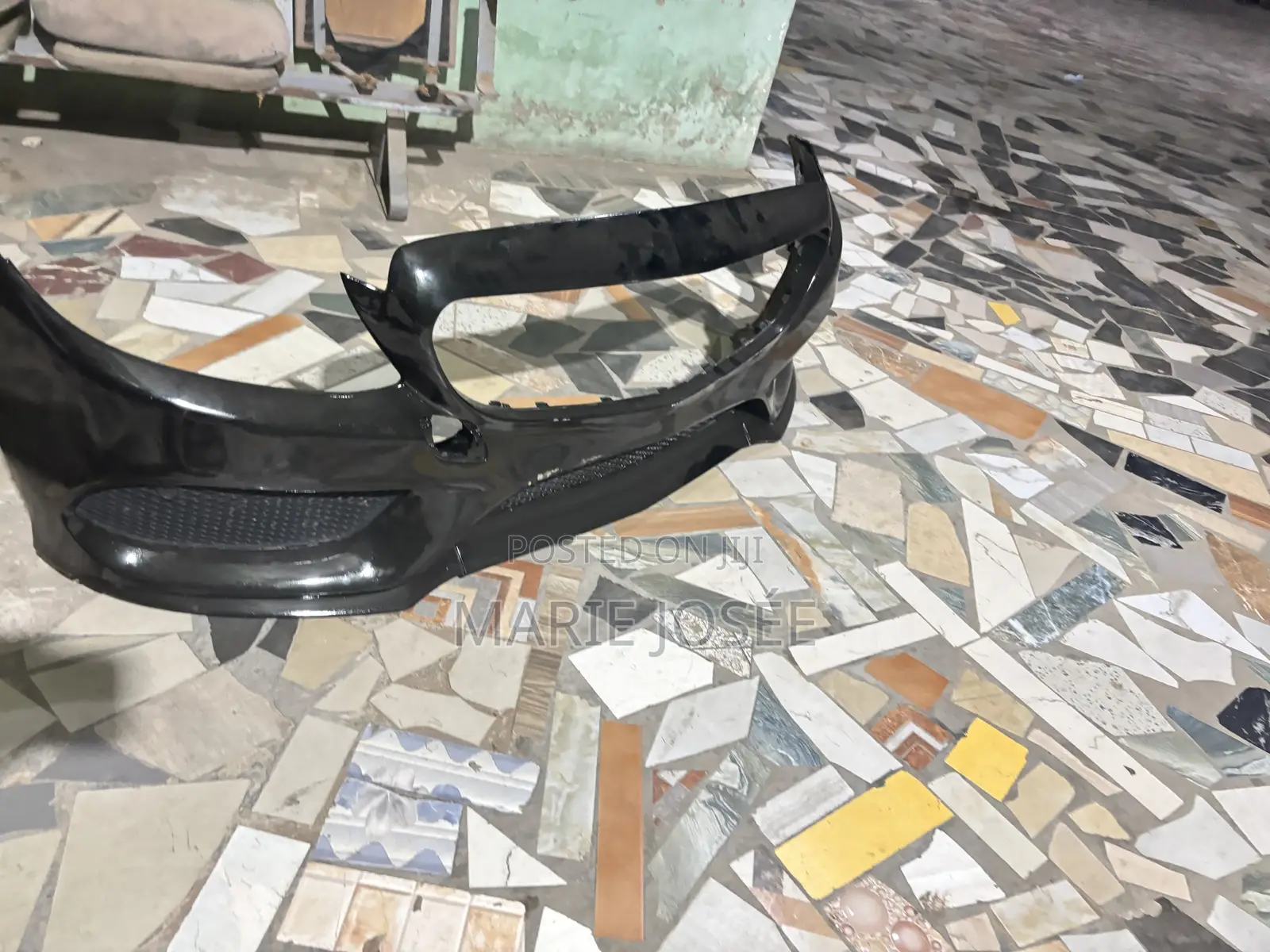 2016- 2018 C300 Bumper
