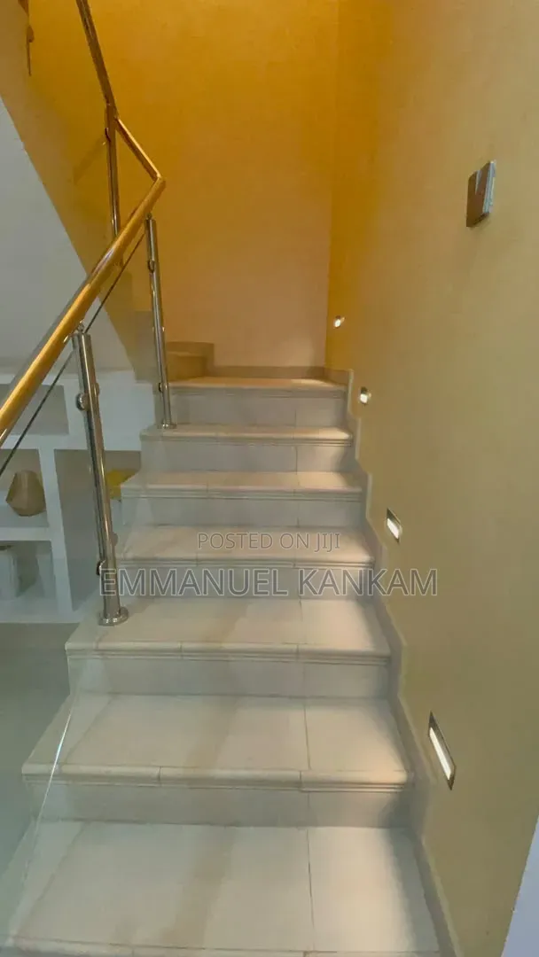 Furnished 3bdrm House in Manet Junction for rent