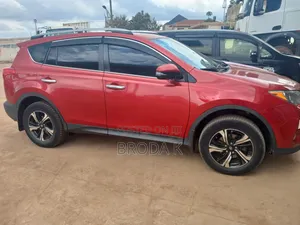 Toyota RAV4 Limited AWD (2.5L 4cyl 6A) 2017 Red
