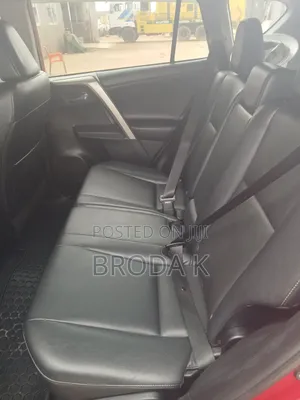 Toyota RAV4 Limited AWD (2.5L 4cyl 6A) 2017 Red