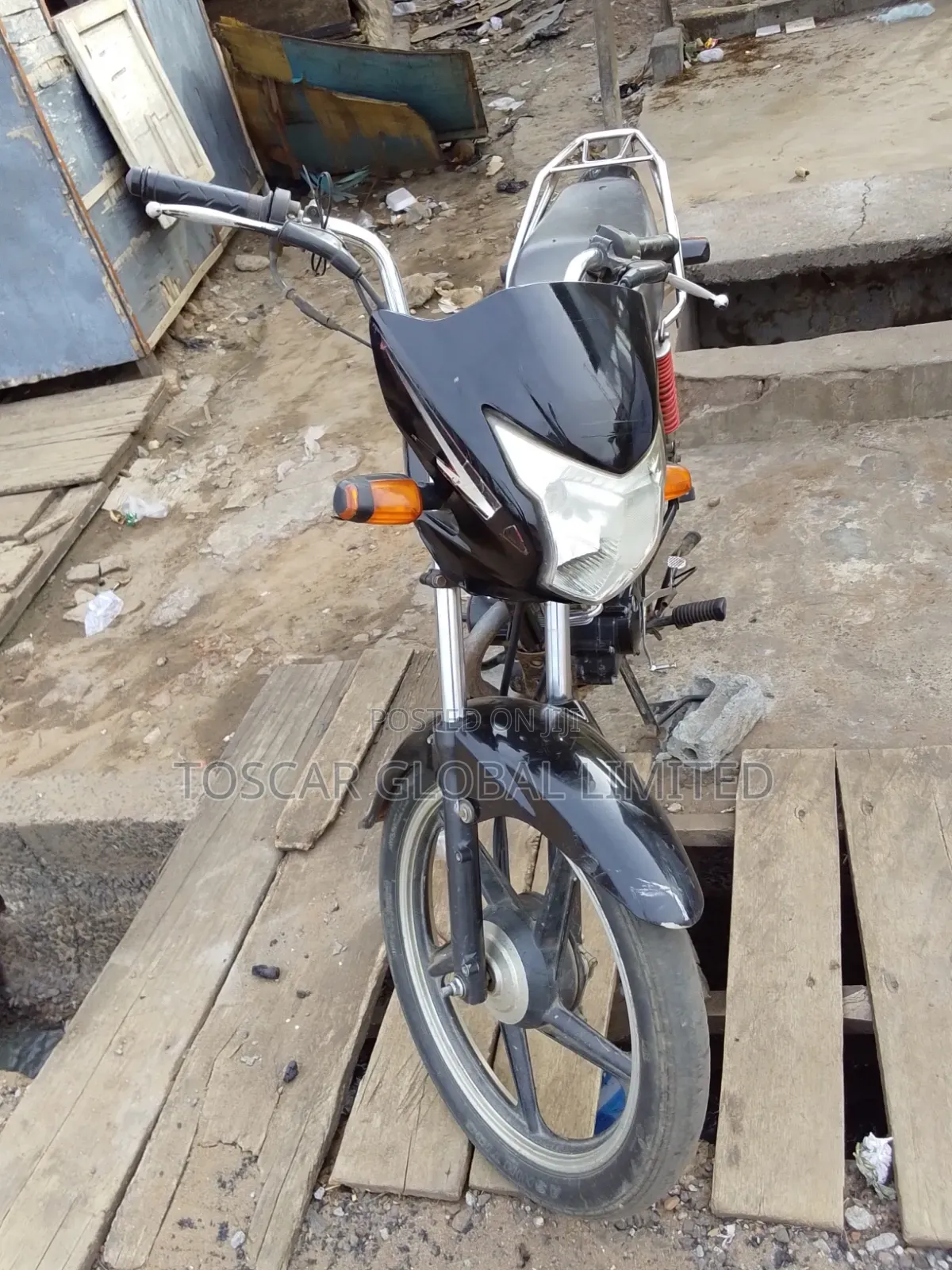 Honda CB 2018 Red