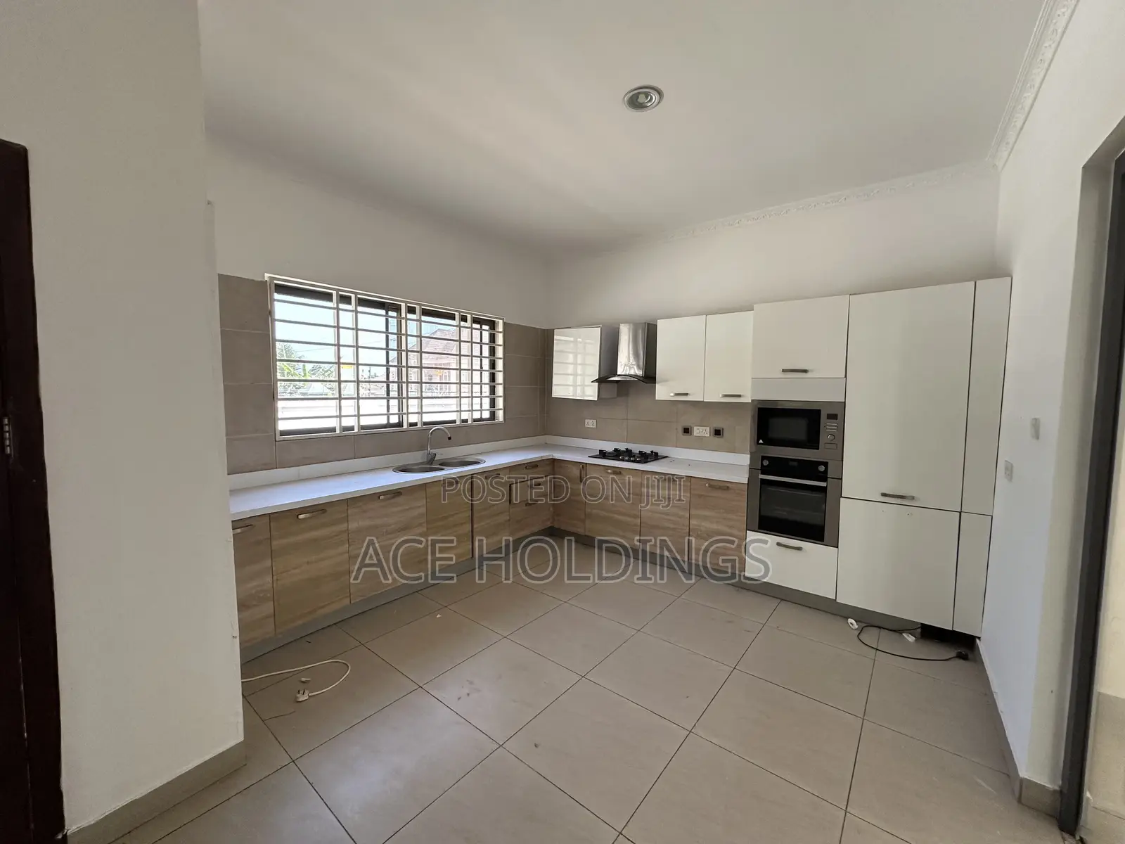 3bdrm House in East Legon Hills for rent