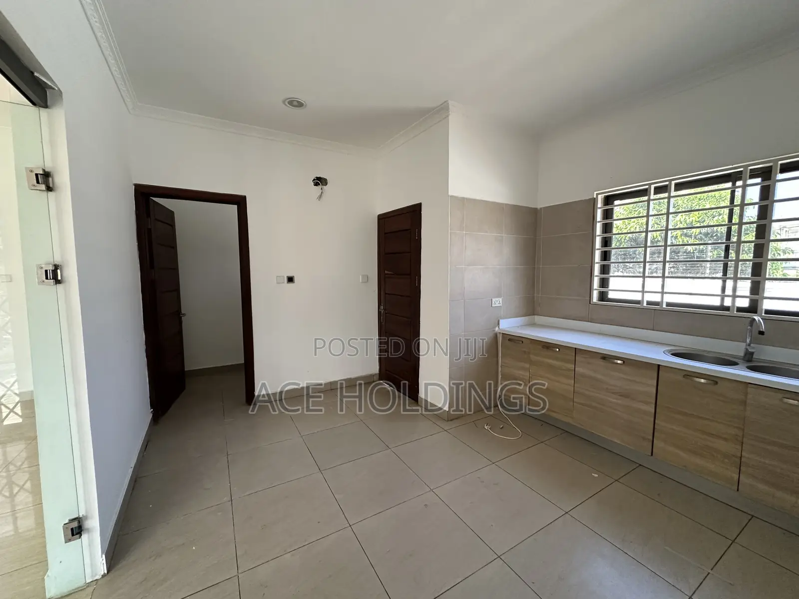 3bdrm House in East Legon Hills for rent