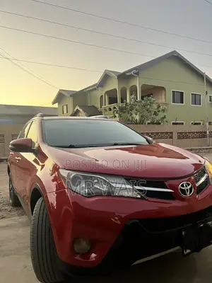 Toyota RAV4 Limited 4dr SUV AWD (2.5L 4cyl 6A) 2015 Red
