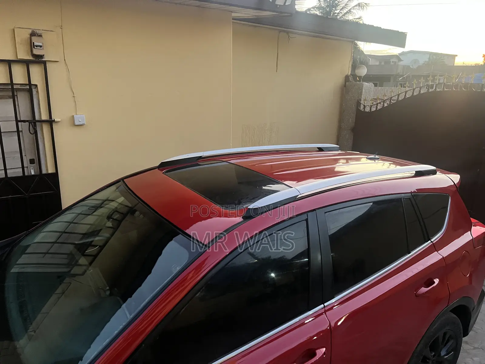 Toyota RAV4 Limited 4dr SUV AWD (2.5L 4cyl 6A) 2015 Red