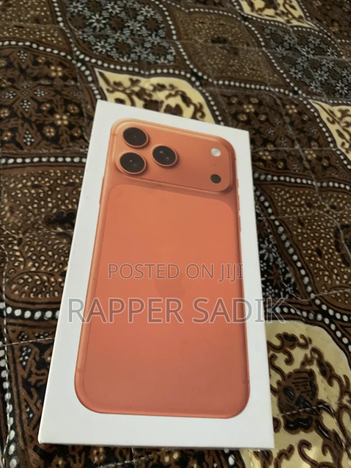 New Apple iPhone XR 128 GB Orange