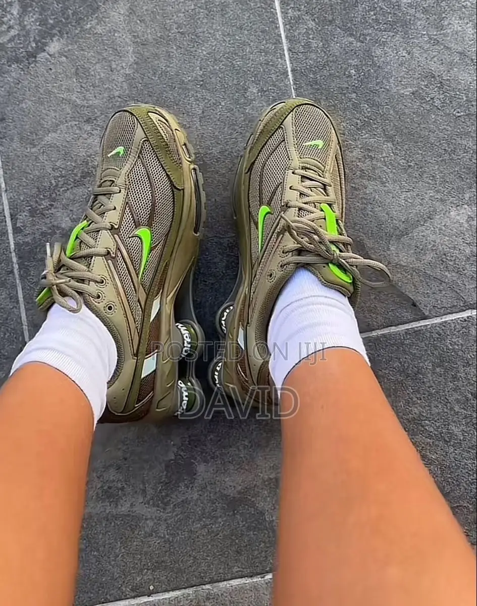 Nike Shox R3