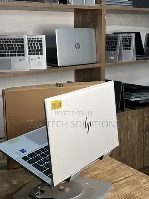 Laptop HP EliteBook 830 G8 16GB Intel Core i5 SSD 512GB