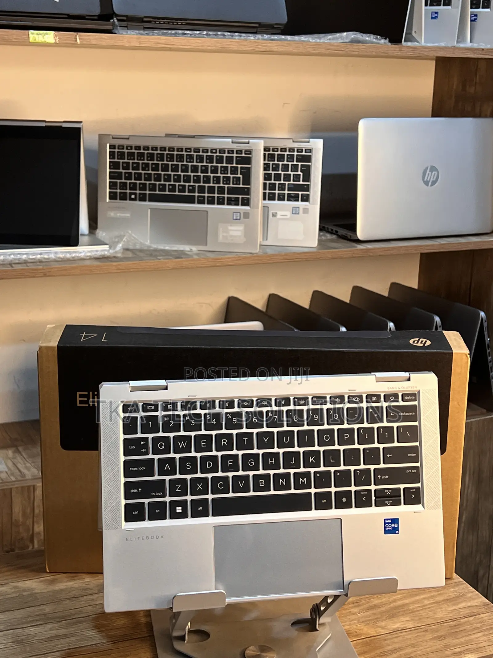 New Laptop HP EliteBook x360 1030 G8 16GB Intel Core i7 SSD 256GB