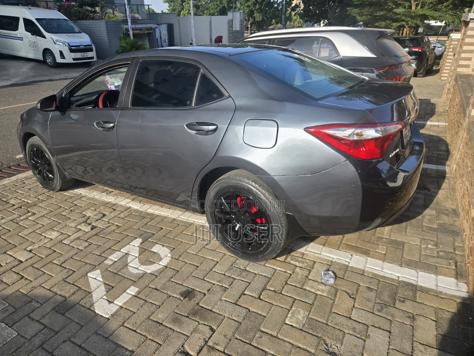 Toyota Corolla LE 4dr Sedan (1.8L 4cyl CVT) 2016 Blue