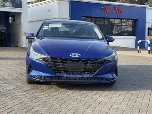 Hyundai Elantra SEL 2023 Blue