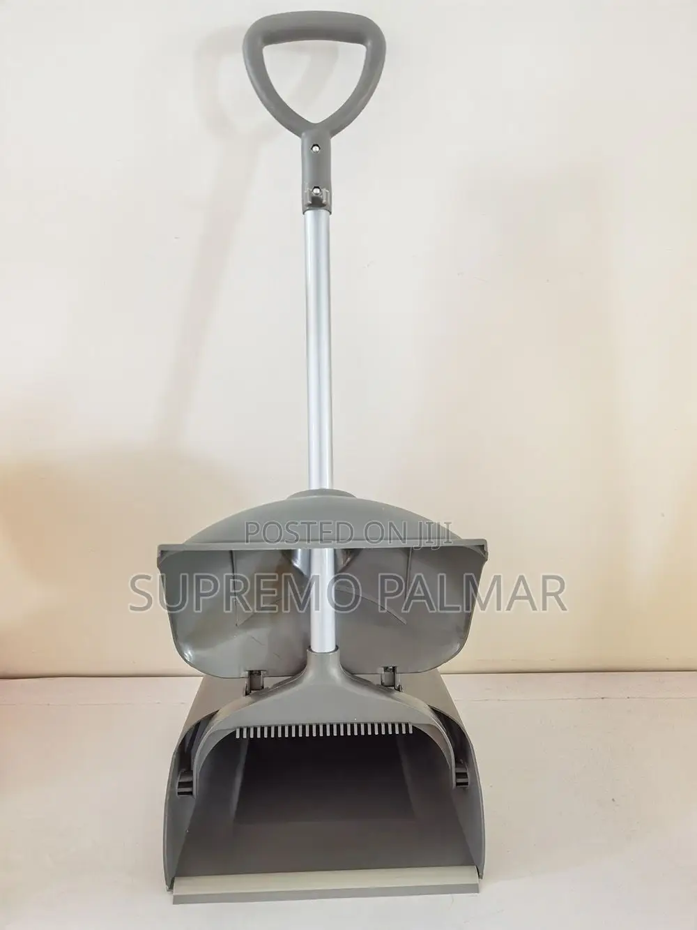 Dark Gray Folding Broom With Dustpan – Windproof Plastic Cleaning Set