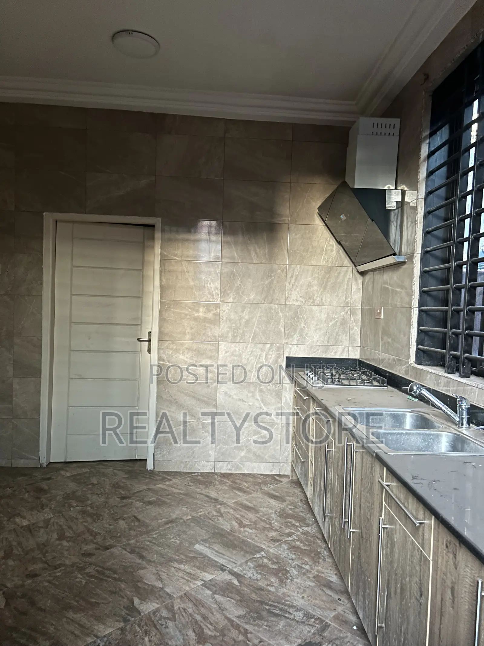 4bdrm House in Ashongman Estate, Accra Metropolitan for rent