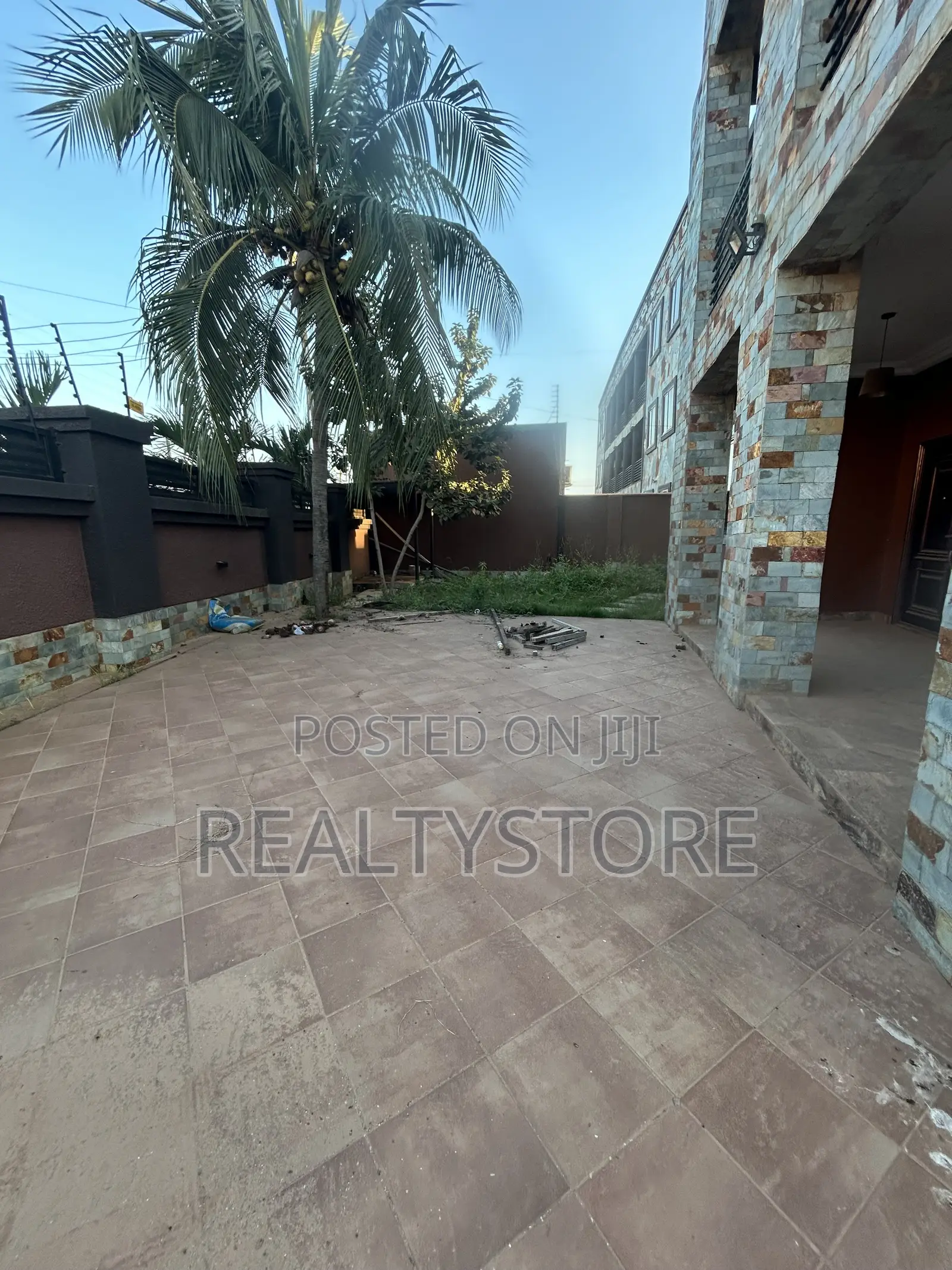 4bdrm House in Ashongman Estate, Accra Metropolitan for rent