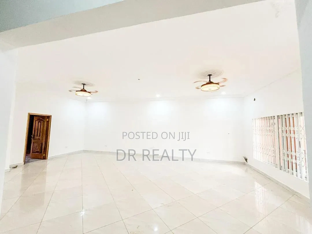 5bdrm House in Devtraco Estate, Community 25 for rent