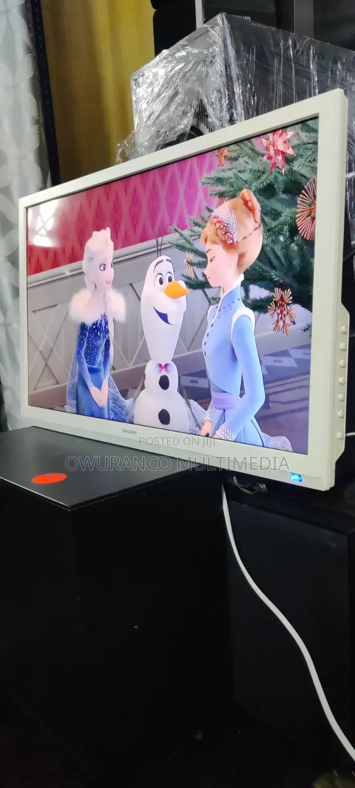Sharp Aquos 24" T2 , S2 Hd Led Digital Satellite, Model Lc-24che4012ew