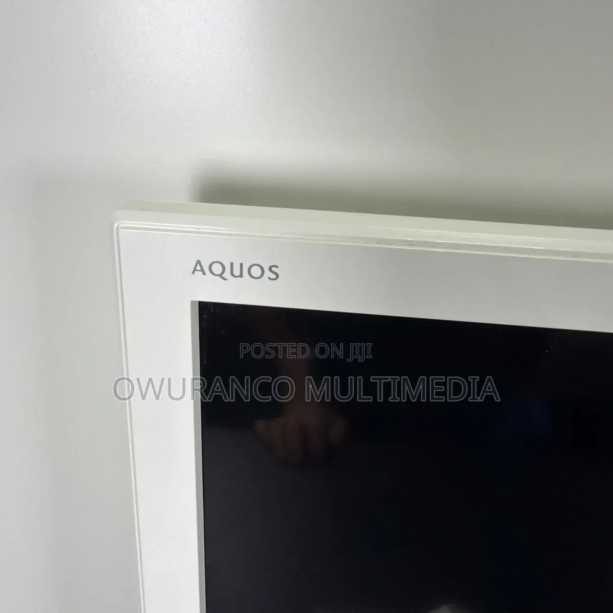 Sharp Aquos 24" T2 , S2 Hd Led Digital Satellite, Model Lc-24che4012ew
