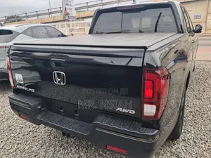 Honda Ridgeline Sport AWD Crew Cab 125.2 in. WB 2017 Black