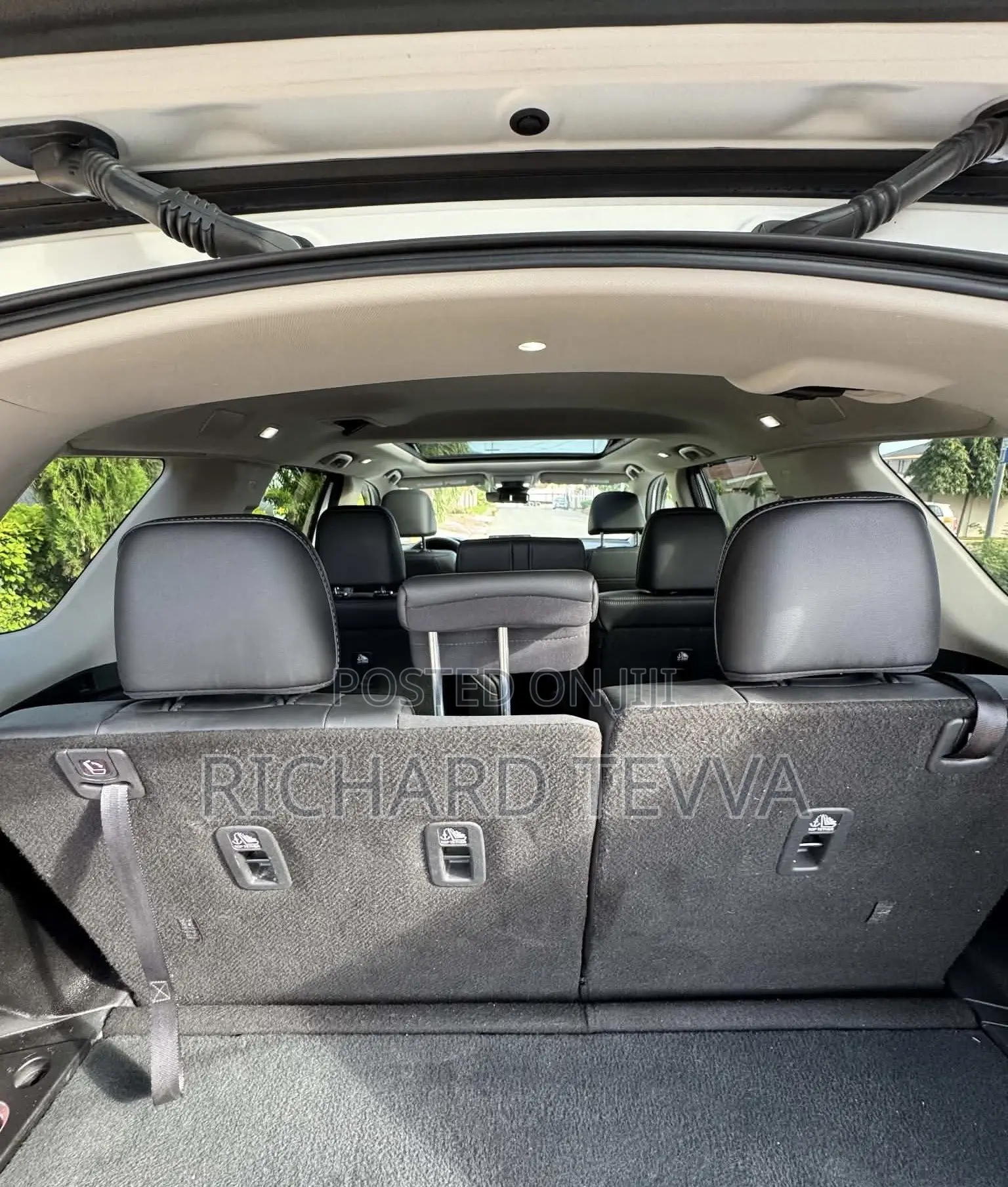 Honda Pilot Touring AWD 2025 White