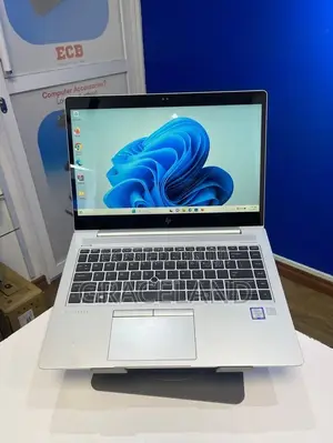 Laptop HP EliteBook 830 8GB Intel Core i5 SSD 256GB