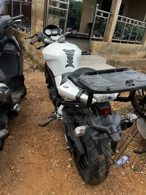 Hyosung 125/250 2009 White