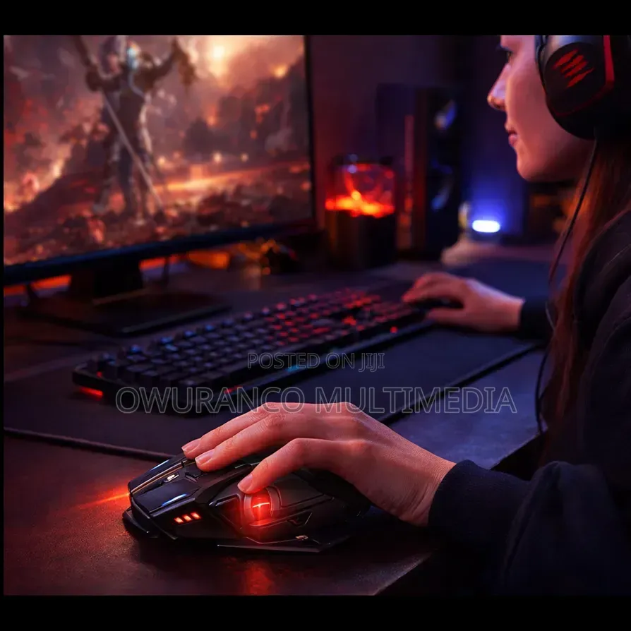 Mad Catz M.M.O.7 Gaming Mouse With All Mounts - 6400 DPI, 78 Commands