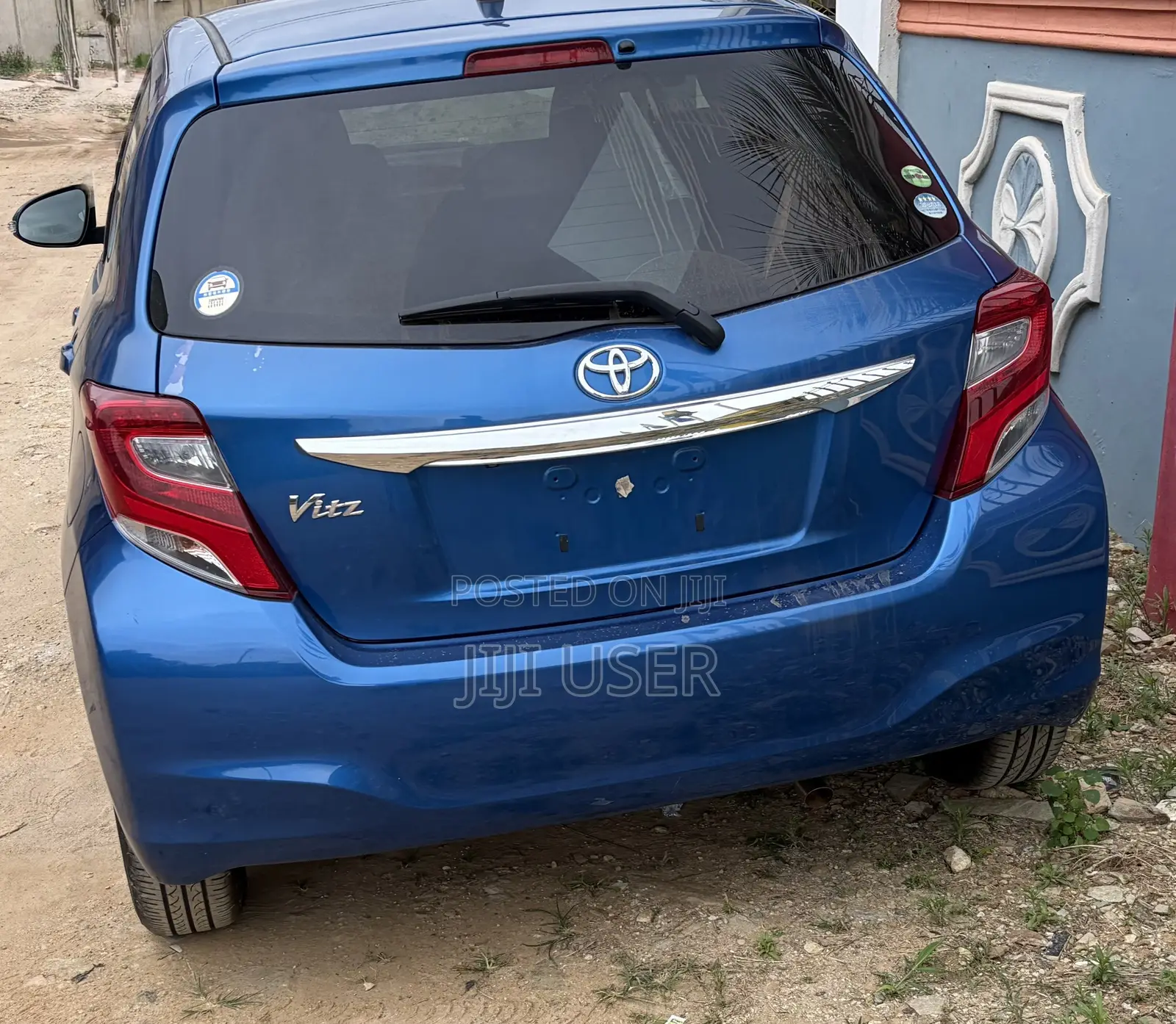 Toyota Vitz 1.3 FWD 5dr 2015 Blue