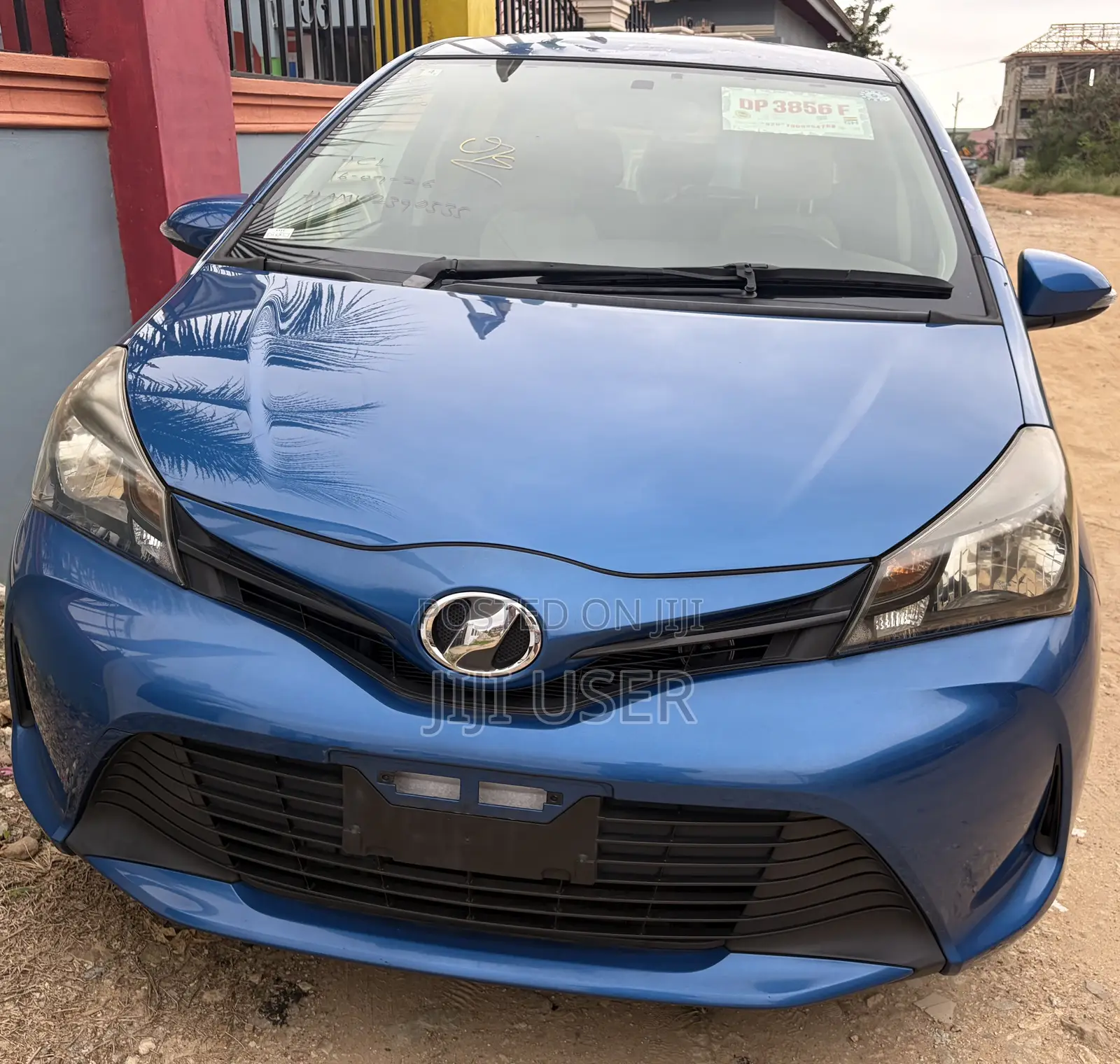 Toyota Vitz 1.3 FWD 5dr 2015 Blue