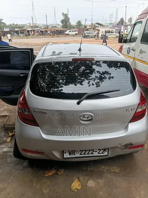 Hyundai i20 2010 Silver