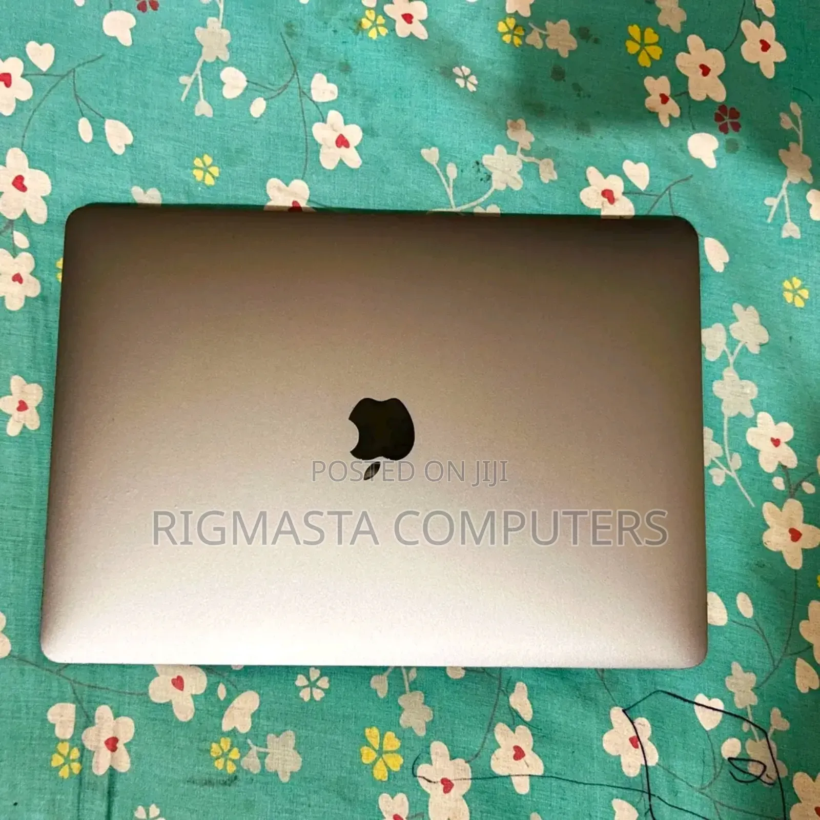 New Laptop Apple MacBook Pro 2019 16GB Intel Core i7 SSD 512GB