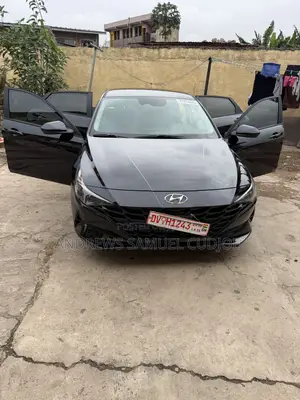 Hyundai Elantra SEL 2021 Black