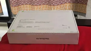 New Laptop Apple MacBook Air 2025 M4 16GB Apple M4 SSD 256GB