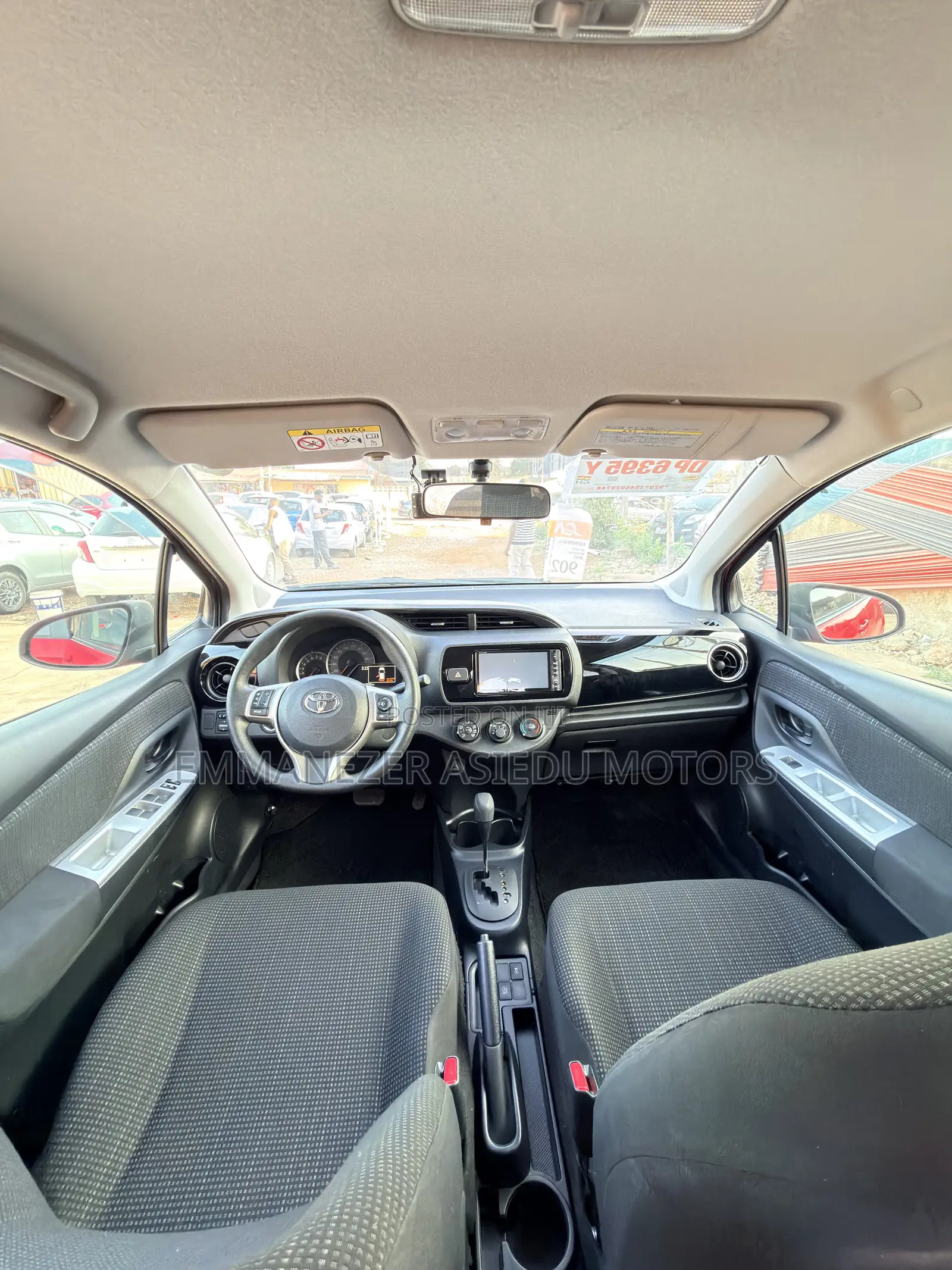 Toyota Vitz 1.3 FWD 5dr 2015 Red