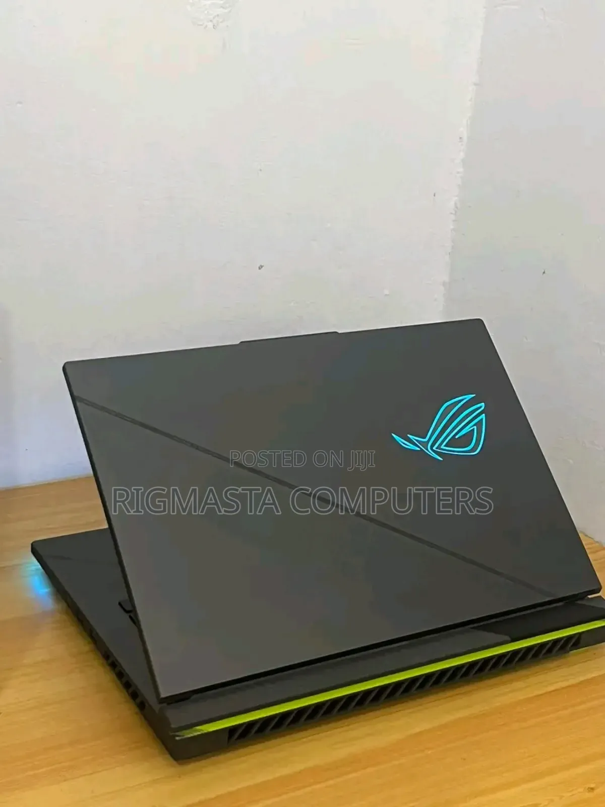New Laptop Asus ROG Strix G17 16GB Intel Core i9 SSD 1T