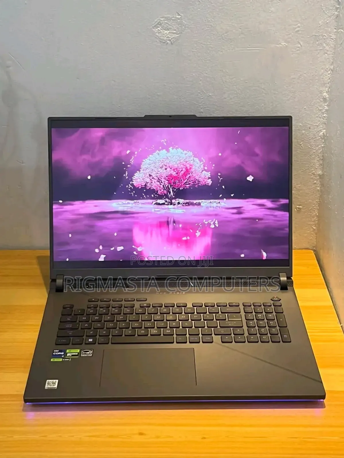 New Laptop Asus ROG Strix G18 16GB Intel Core i9 SSD 1T