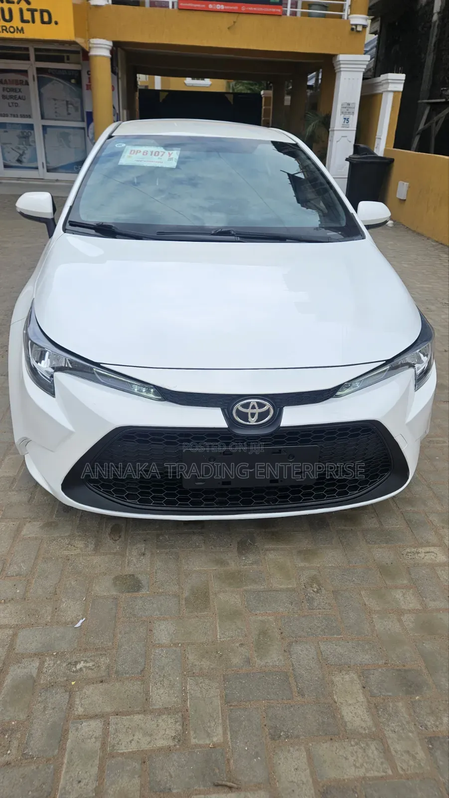 Toyota Corolla 2022 White