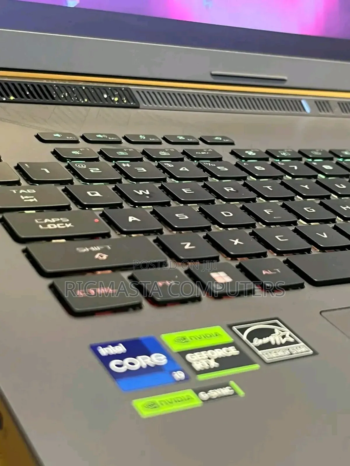 New Laptop Asus ROG Strix G18 16GB Intel Core i9 SSD 1T
