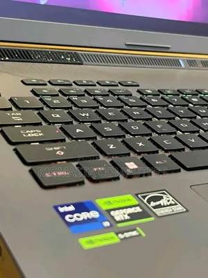 New Laptop Asus ROG Strix G18 16GB Intel Core i9 SSD 1T
