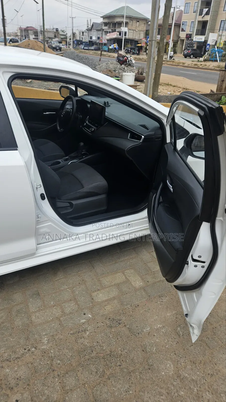 Toyota Corolla 2022 White