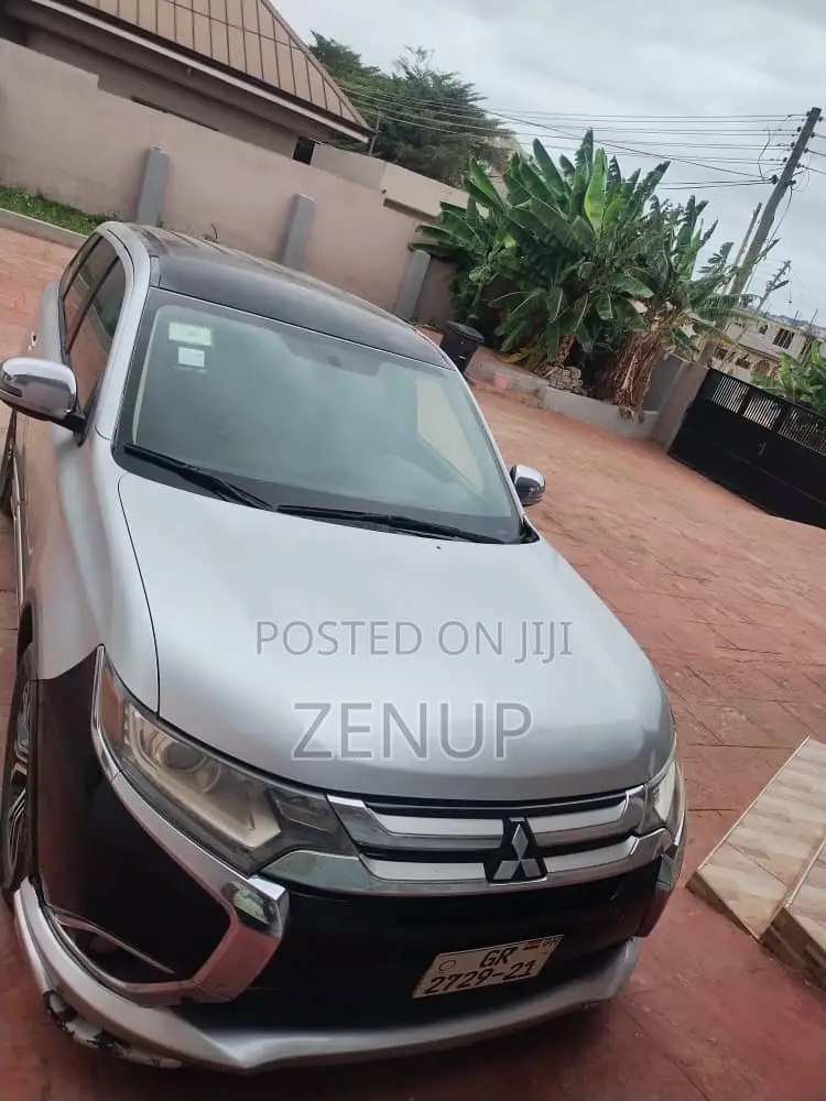 Mitsubishi Outlander 2016 Silver