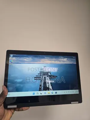 Laptop Dell Latitude 3310 2-in-1 8GB Intel Core i5 SSD 256GB