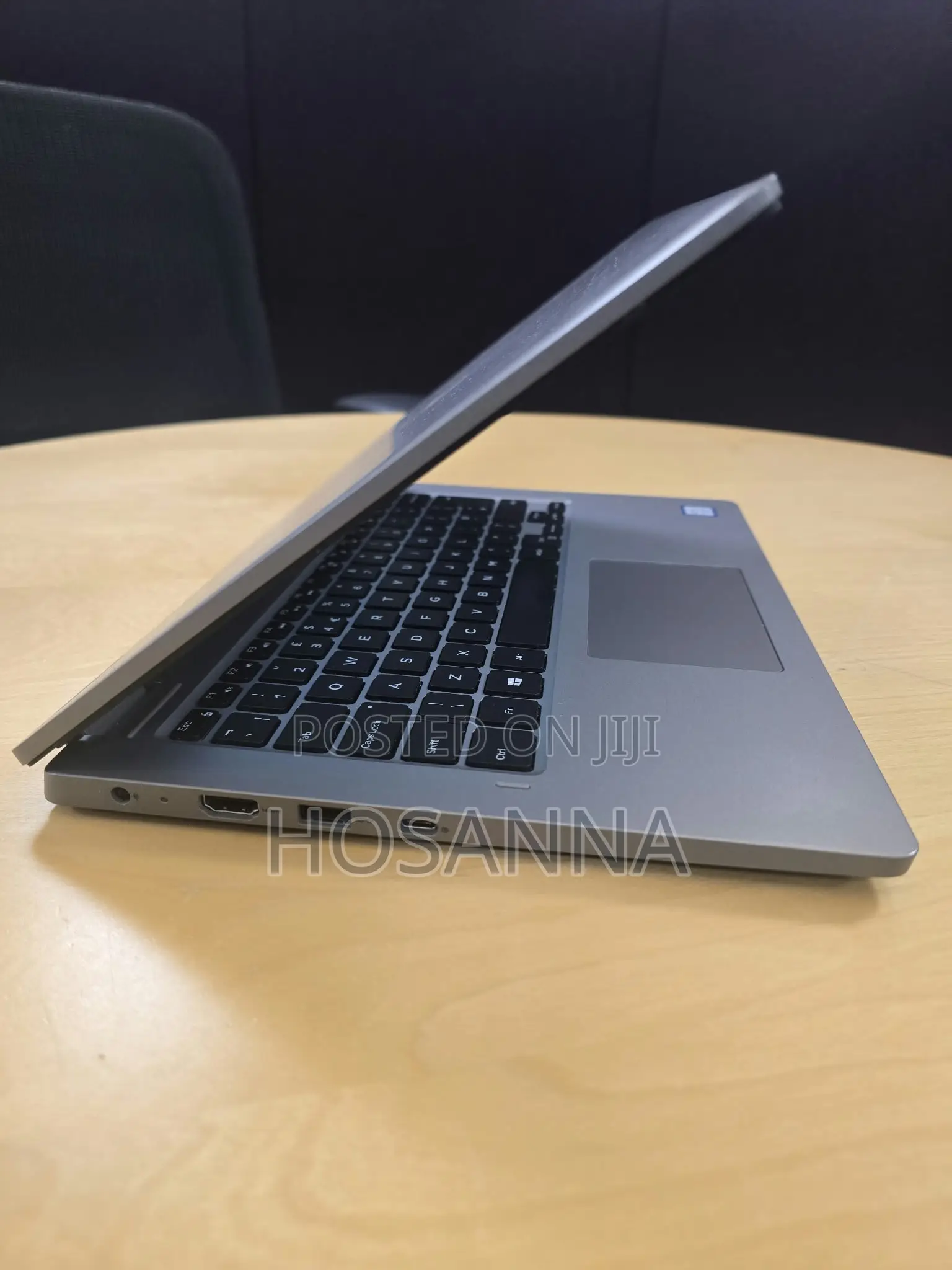 Laptop Dell Latitude 3310 2-in-1 8GB Intel Core i5 SSD 256GB