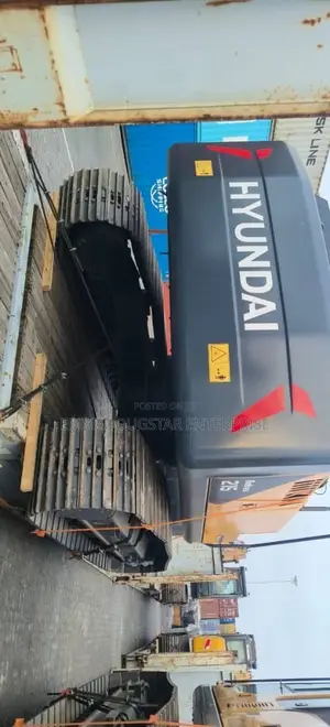 Hyundai 215