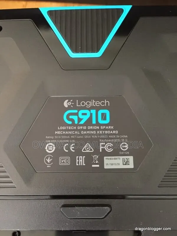Logitech G910 Orion Spectrum RGB Mechanical Gaming Keyboard