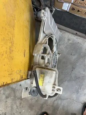 Toyota Vitz 2008 2009 2010 2011 Cooling Fan (Radiator Fan)