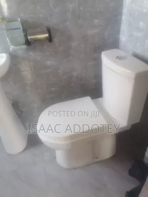 1bdrm Apartment in Chamber And Hall, Baatsona Total for rent