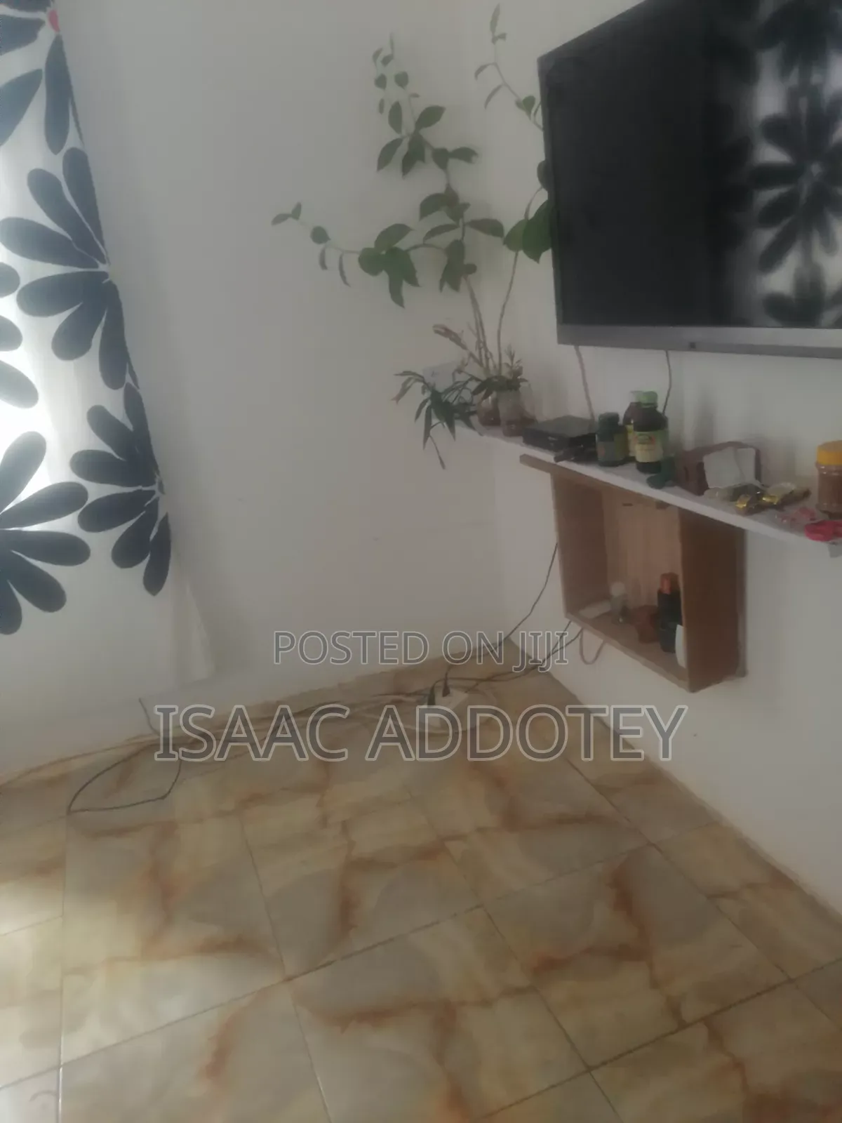 1bdrm Apartment in Chamber And Hall, Baatsona Total for rent