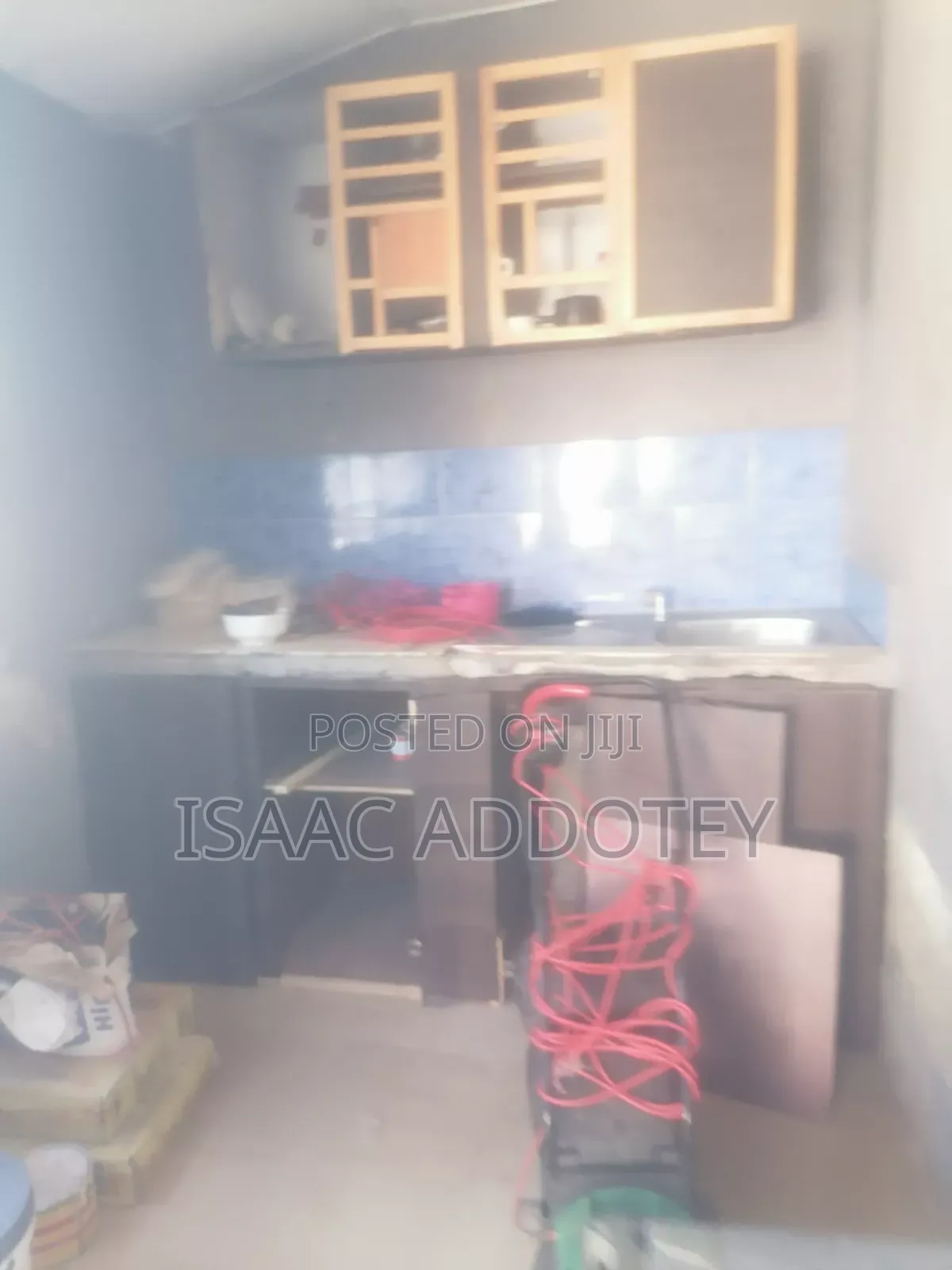 1bdrm Apartment in Chamber And Hall, Baatsona Total for rent