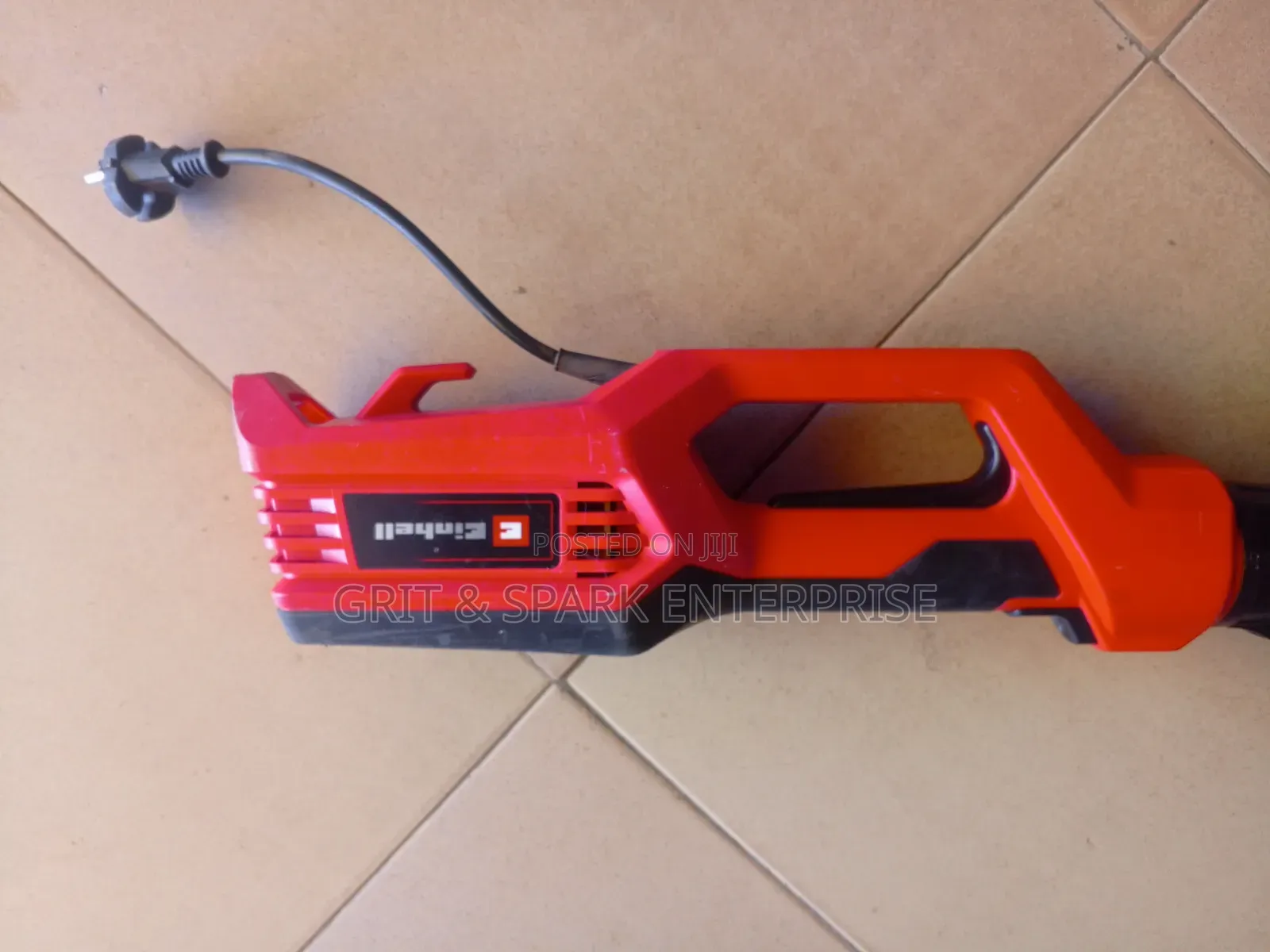Hedge Trimmer From the Uk 900w(41cm Electrical,brand New)