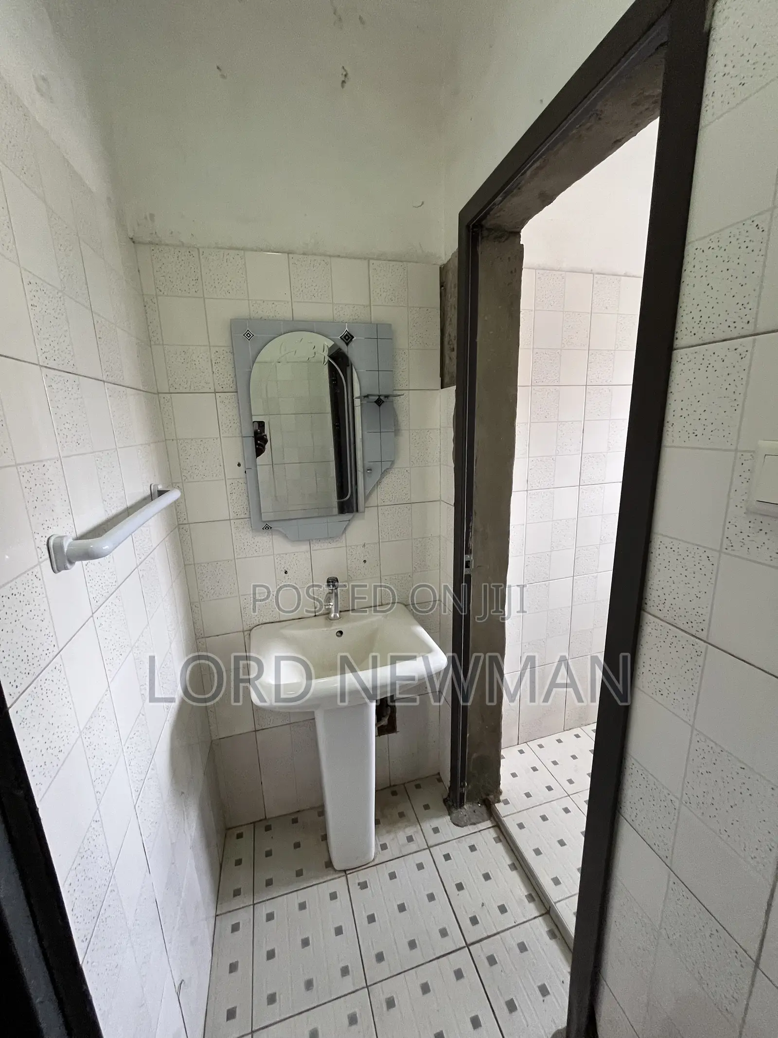 3bdrm House in Sarpeiman, Amasaman for rent